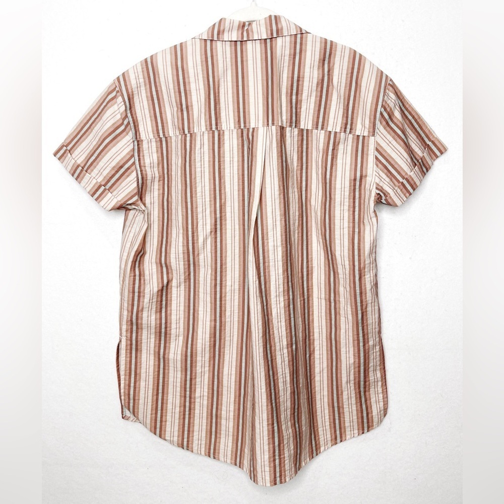 We The Free People Oversized Short Sleeve Button Down Striped Shirt Sz Small - Picture 3 of 8